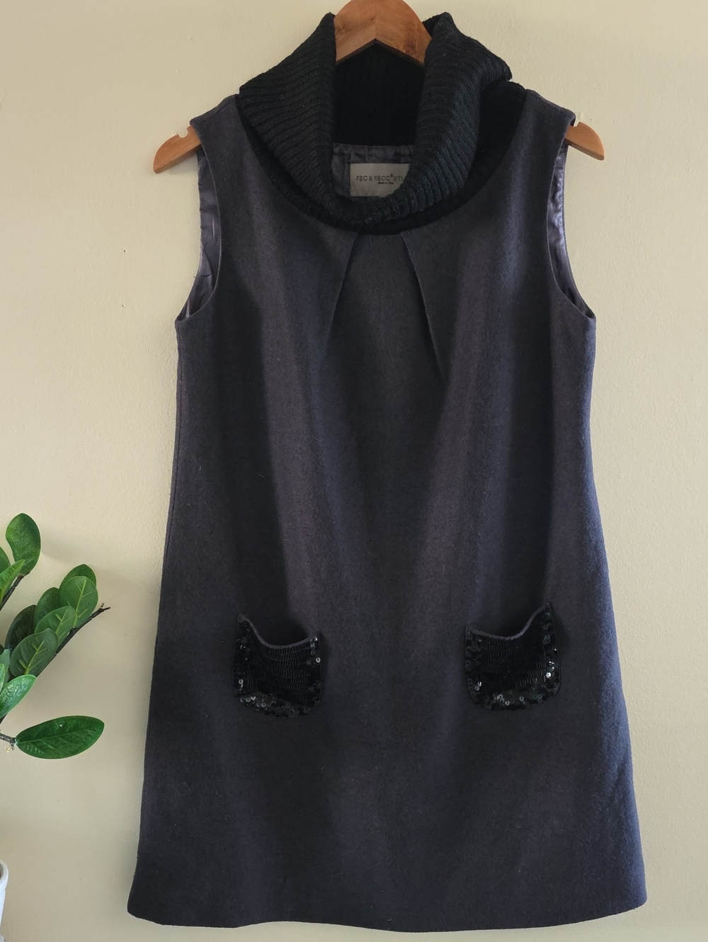Knit Ribbed Cowl Neck Wool Blend Mini Dress - Lined Wool Blend - Sz 6
